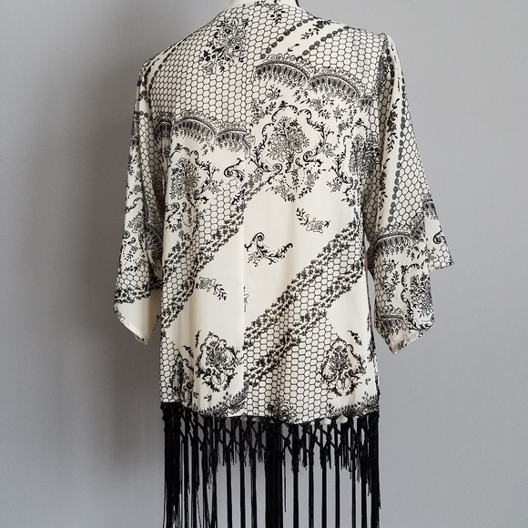 NWOT Kimono - Picture 6 of 8